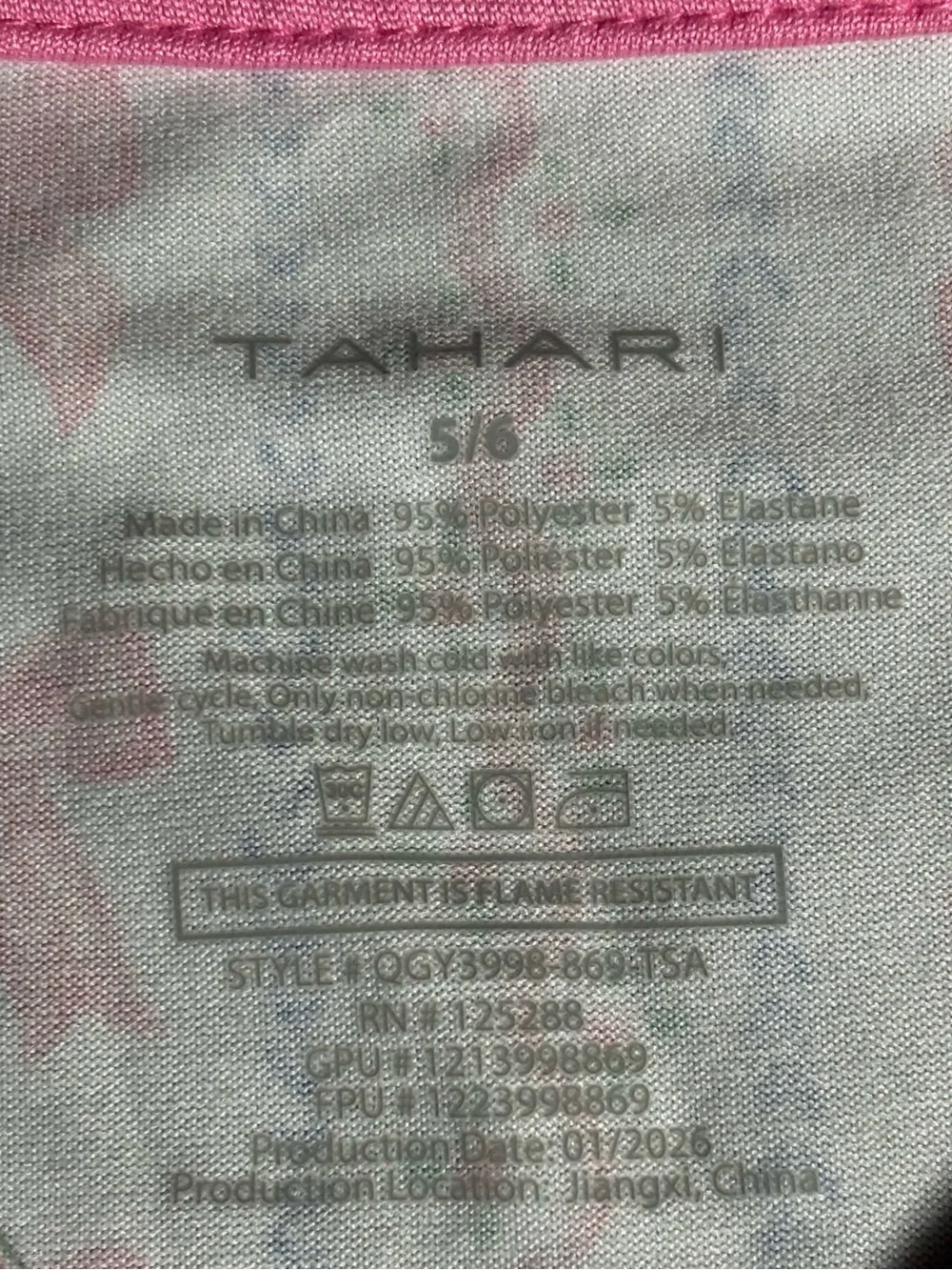 NWT Tahari White and Pink Bow-Print Short Pajama Set with Scrunchie